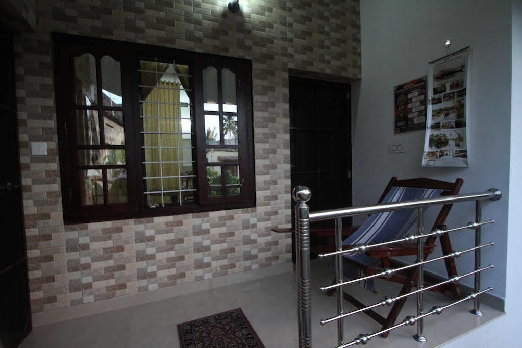 Aaron'S Homestay Kochi Екстериор снимка