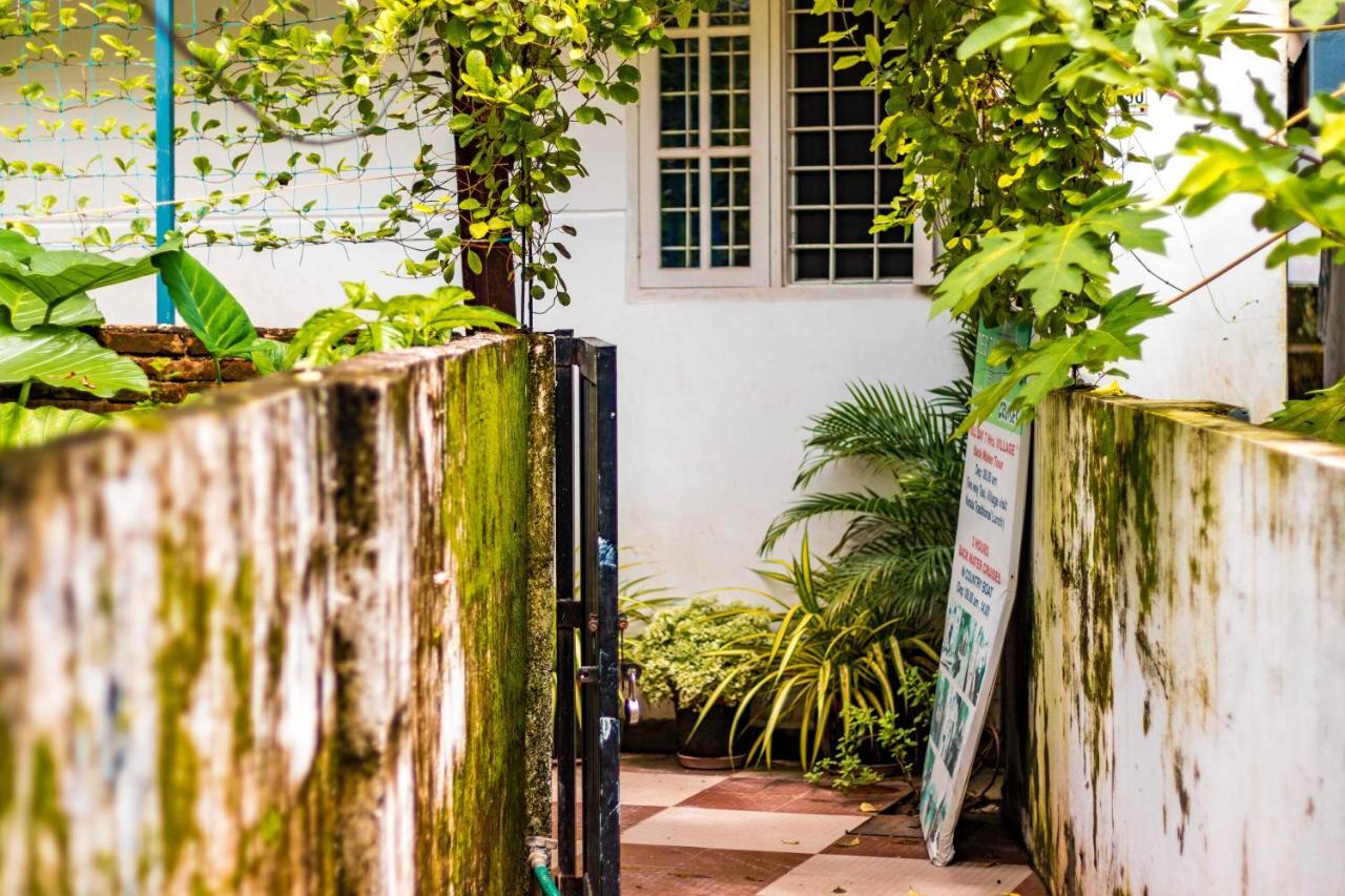 Aaron'S Homestay Kochi Екстериор снимка